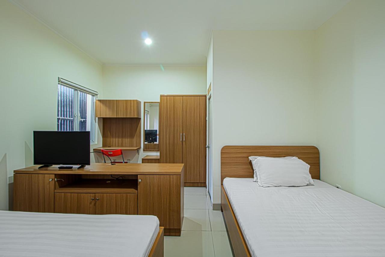 Mutiara Kostel Hotell Bintaro Exteriör bild